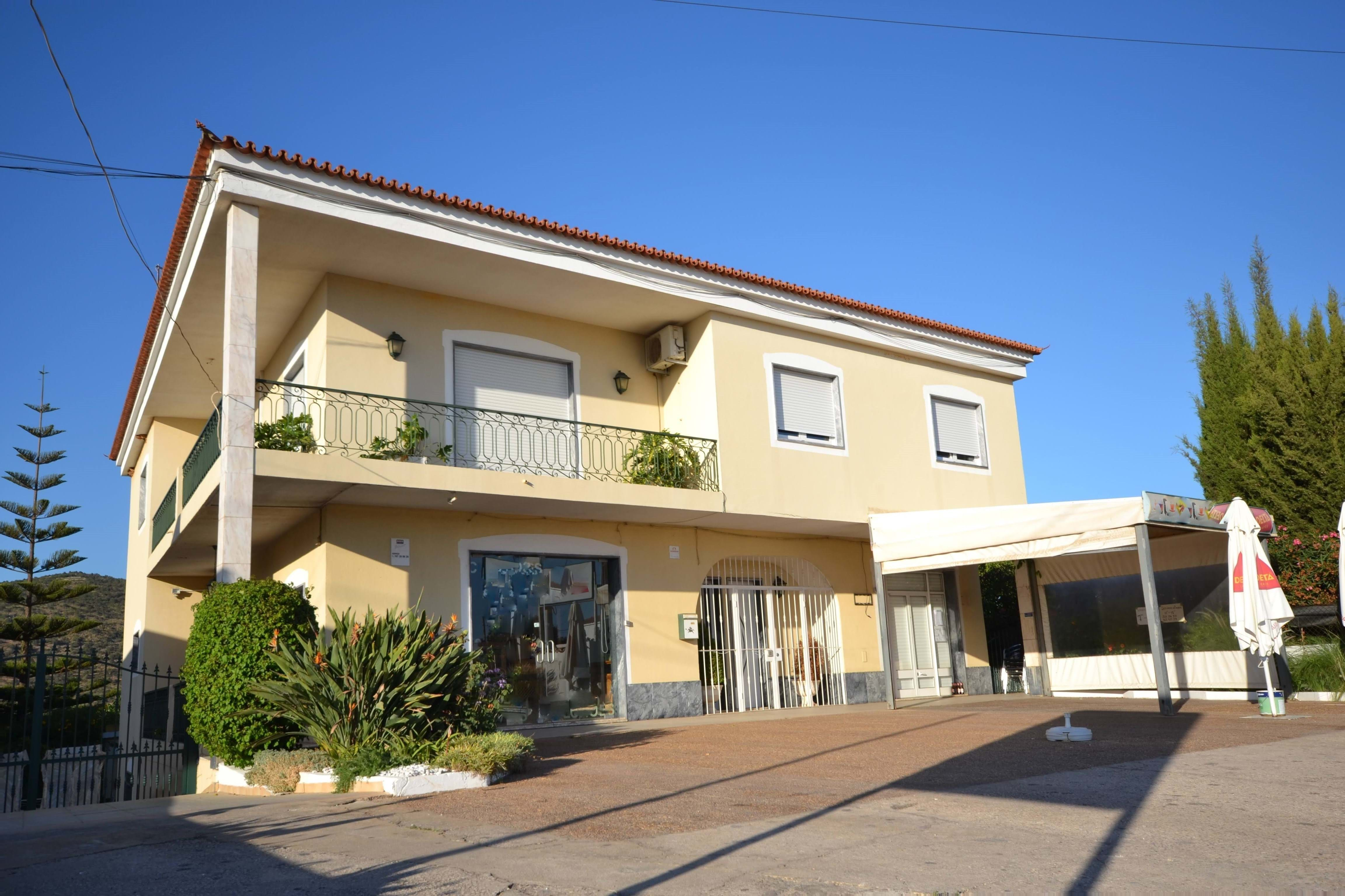 3 Bed, 6 Bath, HouseFor Sale, Loulé, Faro, 8100-287