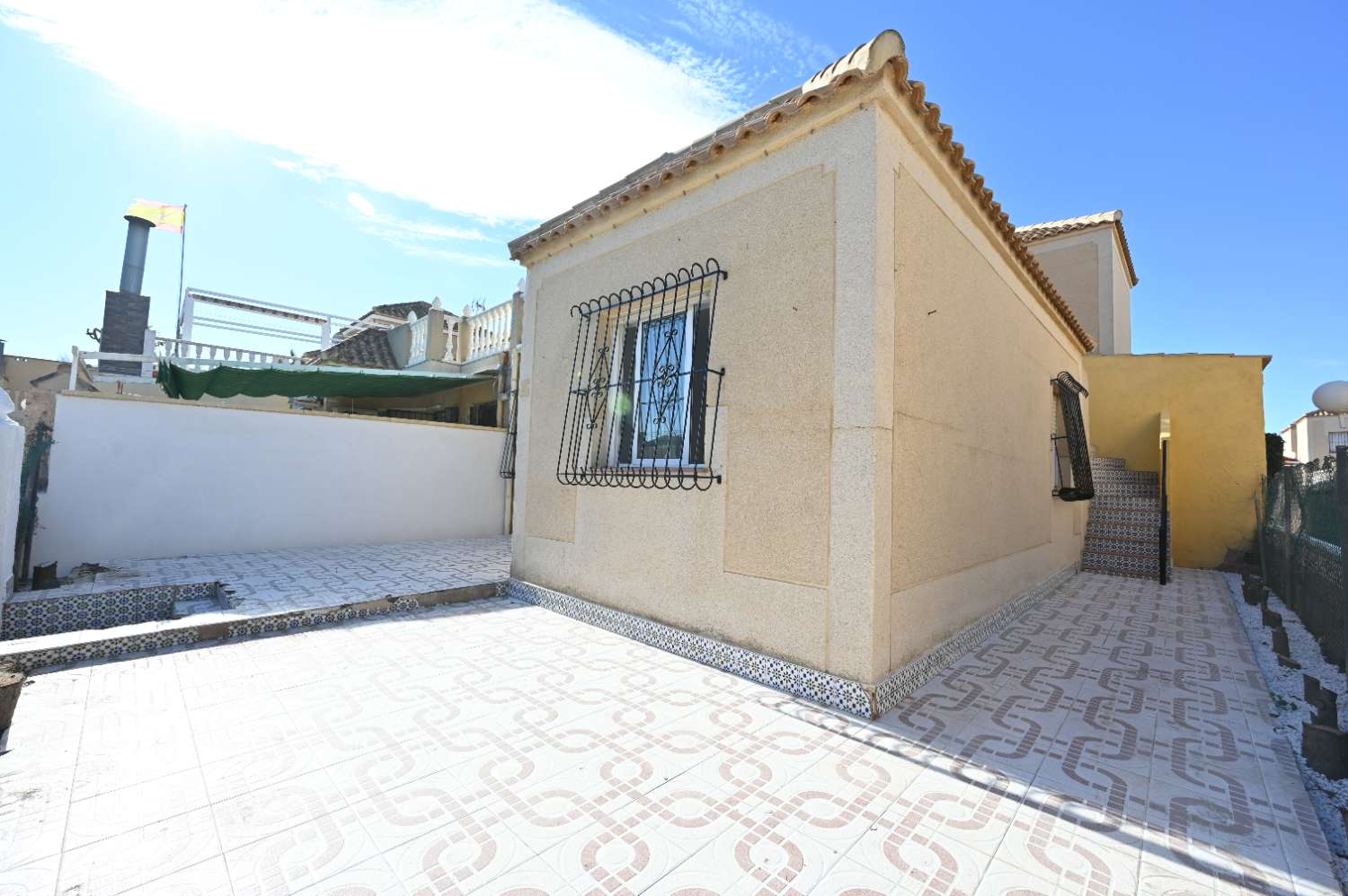 2 Bed, 1 Bath, HouseFor Sale, Torrevieja, Alicante