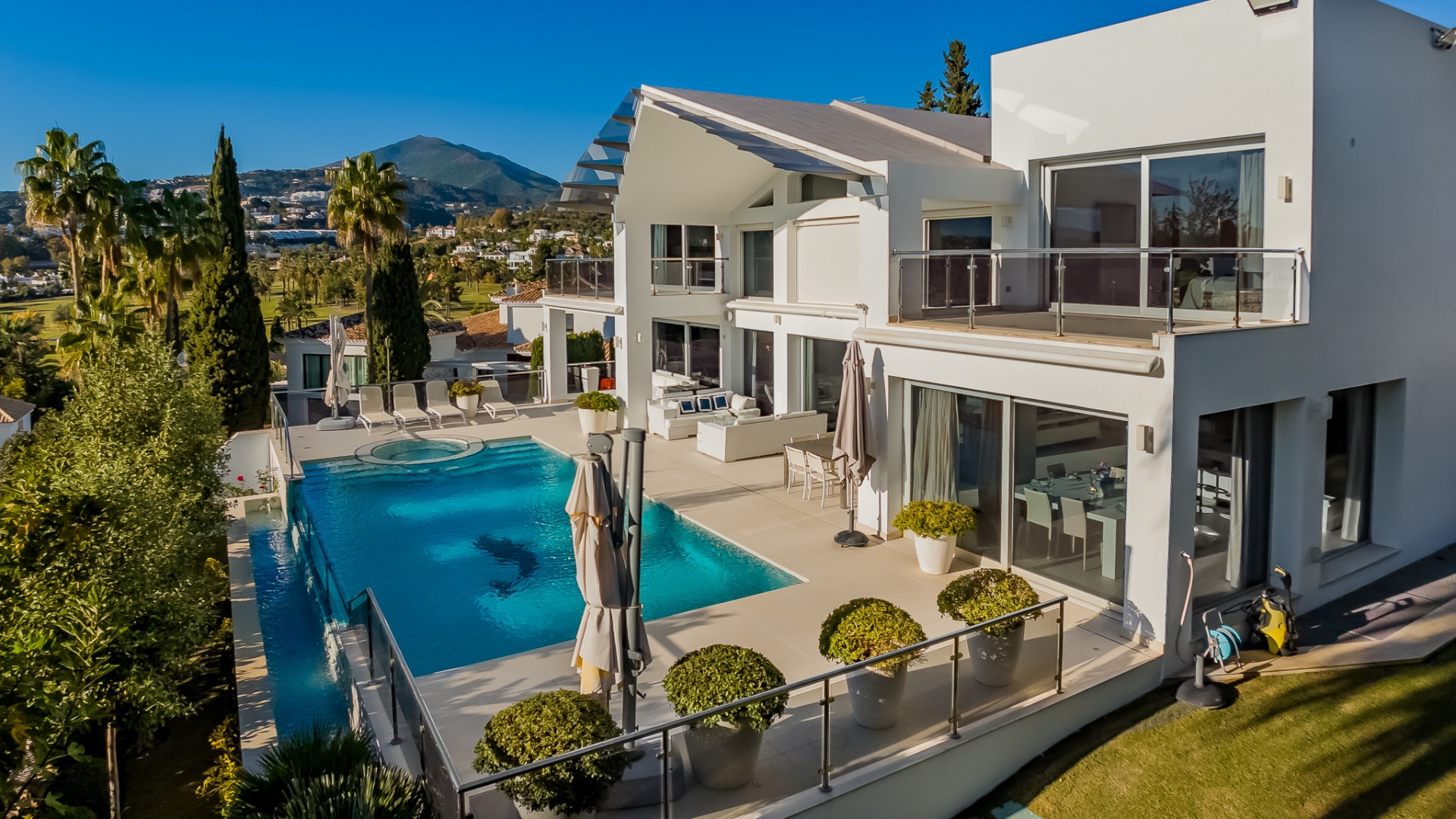 5 Bed, 5 Bath, HouseFor Sale, Marbella, Malaga