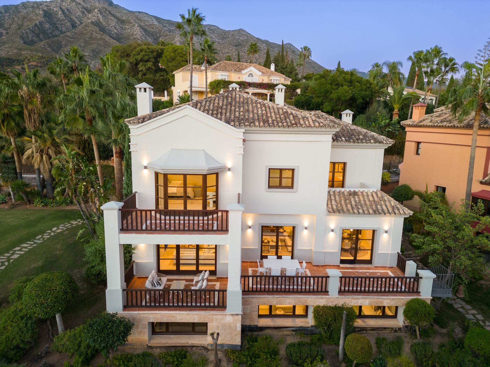 5 Bed, 5 Bath, HouseFor Sale, Marbella, Malaga