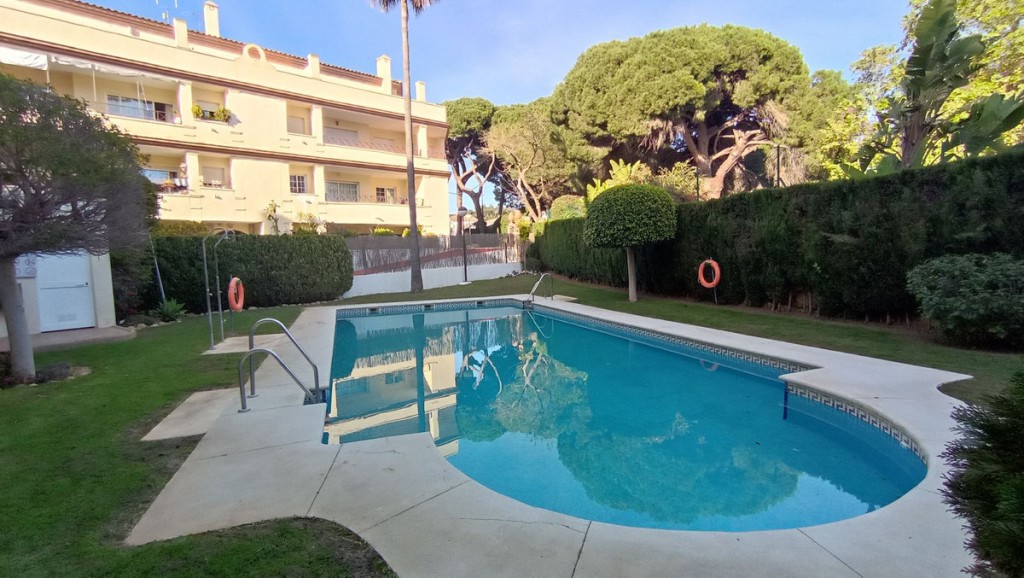 2 Bed, 2 Bath, ApartmentFor Sale, Elviria, Malaga