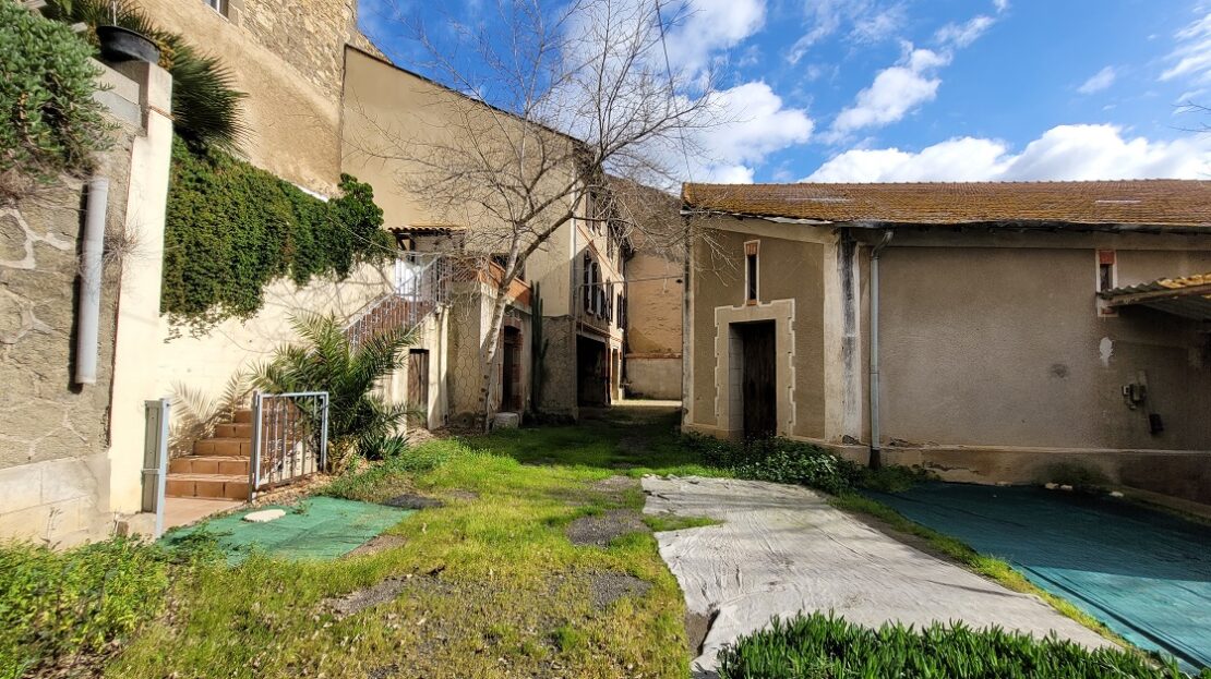 3 Bed, 1 Bath, HouseFor Sale, Pezenas, Herault, Languedoc-Roussillon, 34120