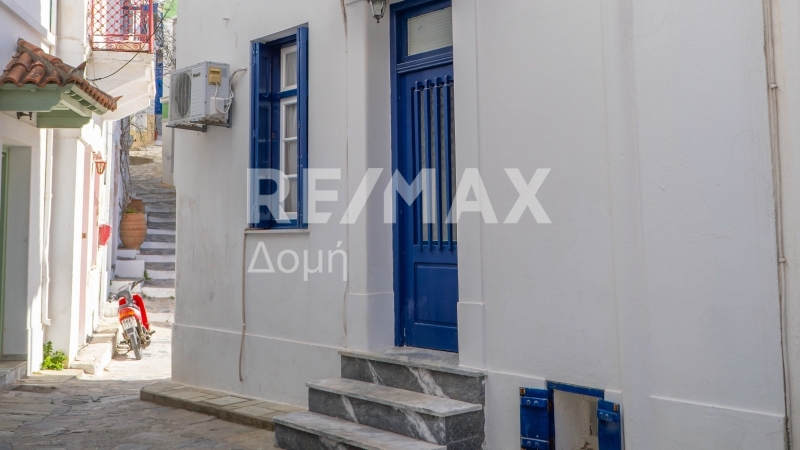 2 Bed, 1 Bath, HouseFor Sale, Main town - Chora, Skopelos, Sporades