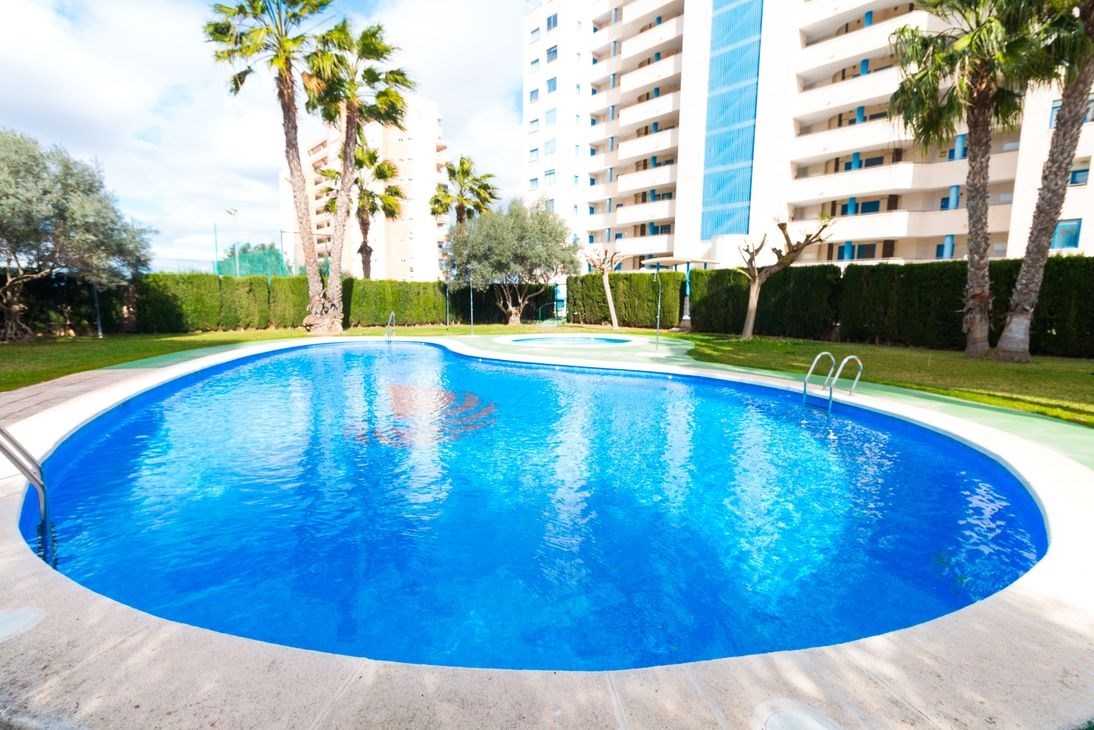 2 Bed, 1 Bath, ApartmentFor Sale, Puerto Deportivo, Alicante