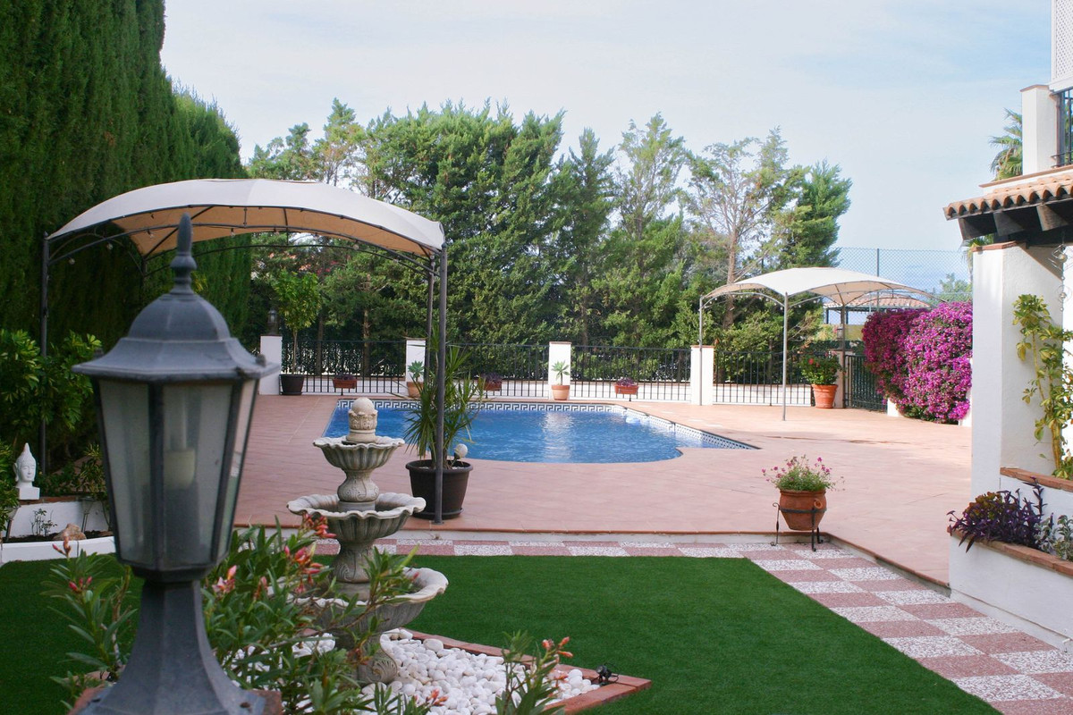 Alhaurin el Grande, Malaga, 4 Bedrooms Bedrooms, ,3 BathroomsBathrooms,For Sale,R4657555