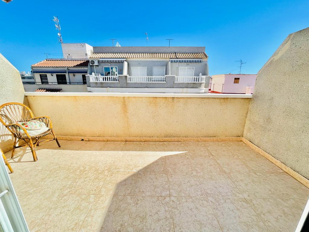 2 Bed, 1 Bath, ApartmentFor Sale, Torrevieja, Alicante