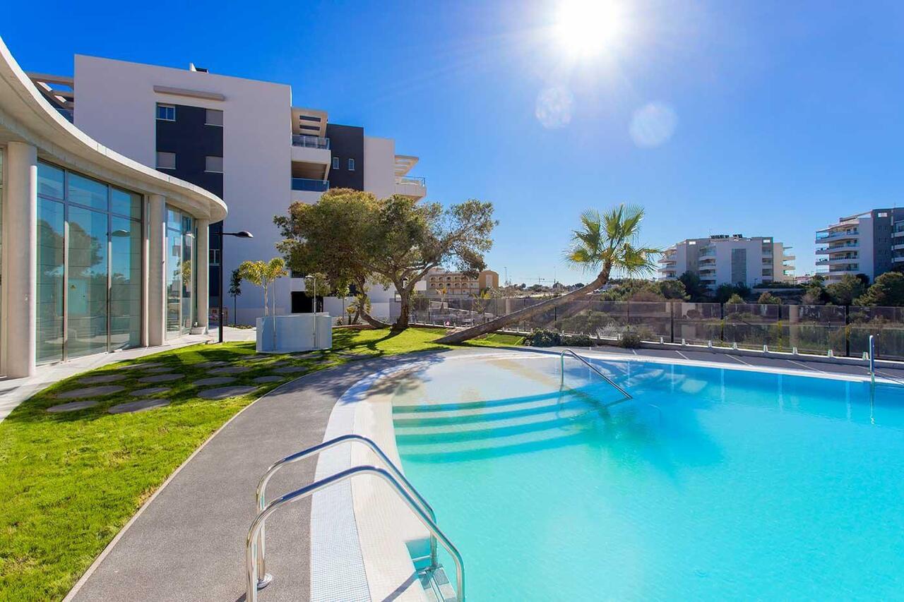 2 Bed, 2 Bath, ApartmentFor Sale, Orihuela Costa, Alicante