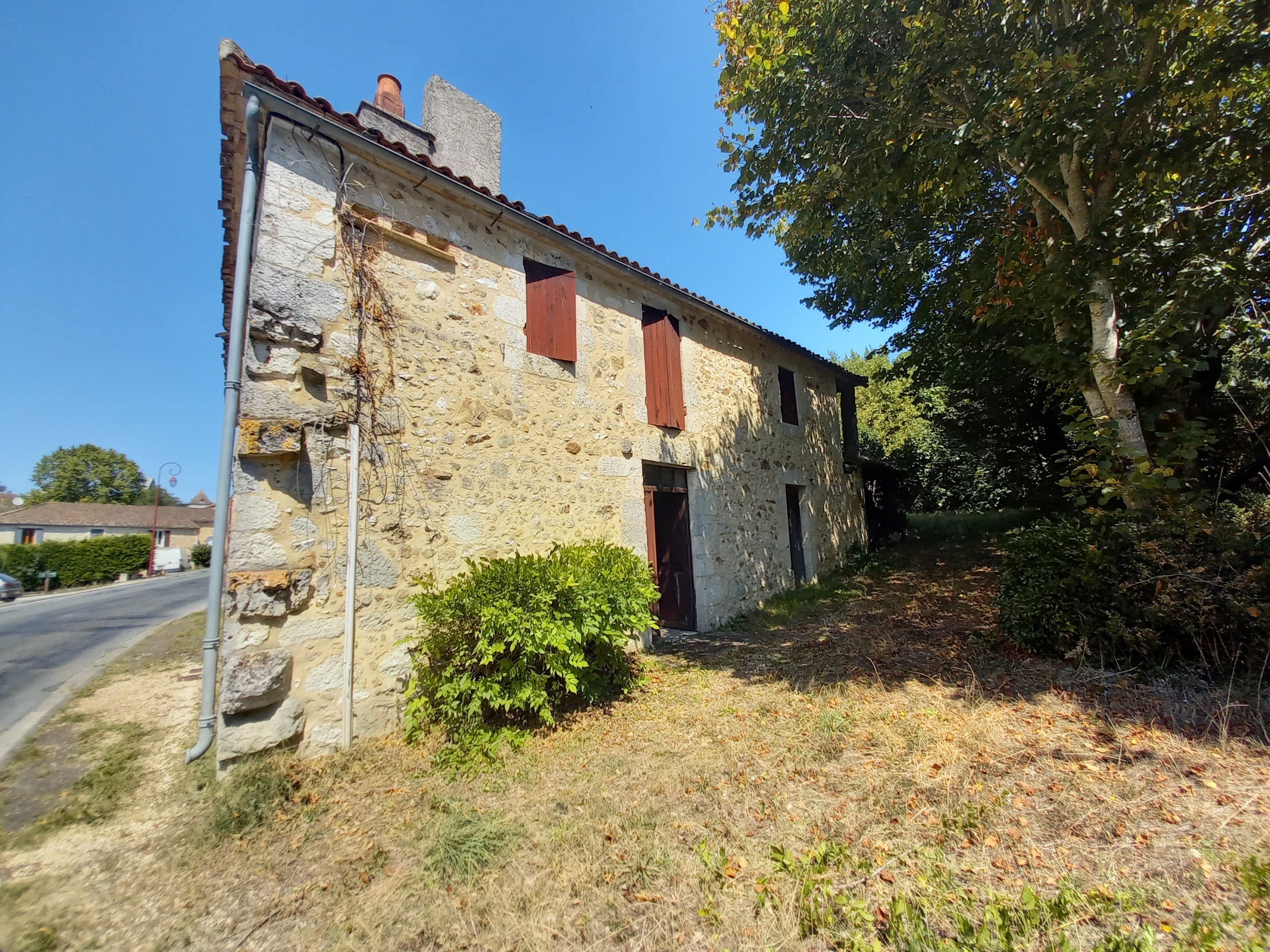 5 Bed, 1 Bath, HouseFor Sale, Villereal, Lot-et-Garonne, Aquitaine, 47210