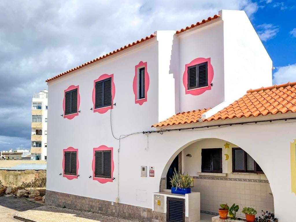 2 Bed, 2 Bath, HouseFor Sale, Portimao, Faro, 8500-517