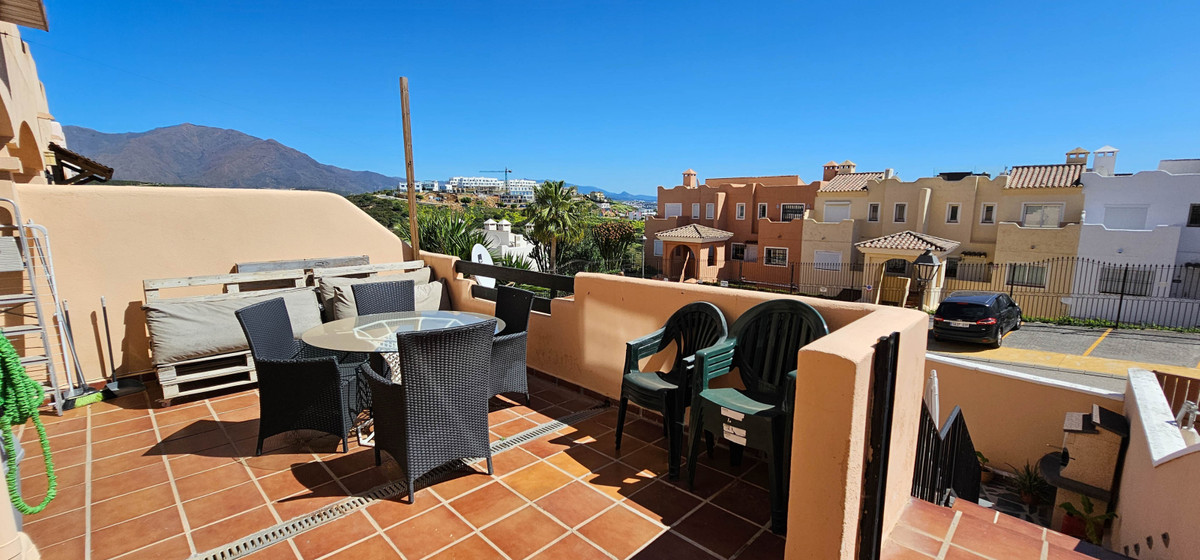 4 Bed, 2 Bath, ApartmentFor Sale, Casares Playa, Malaga