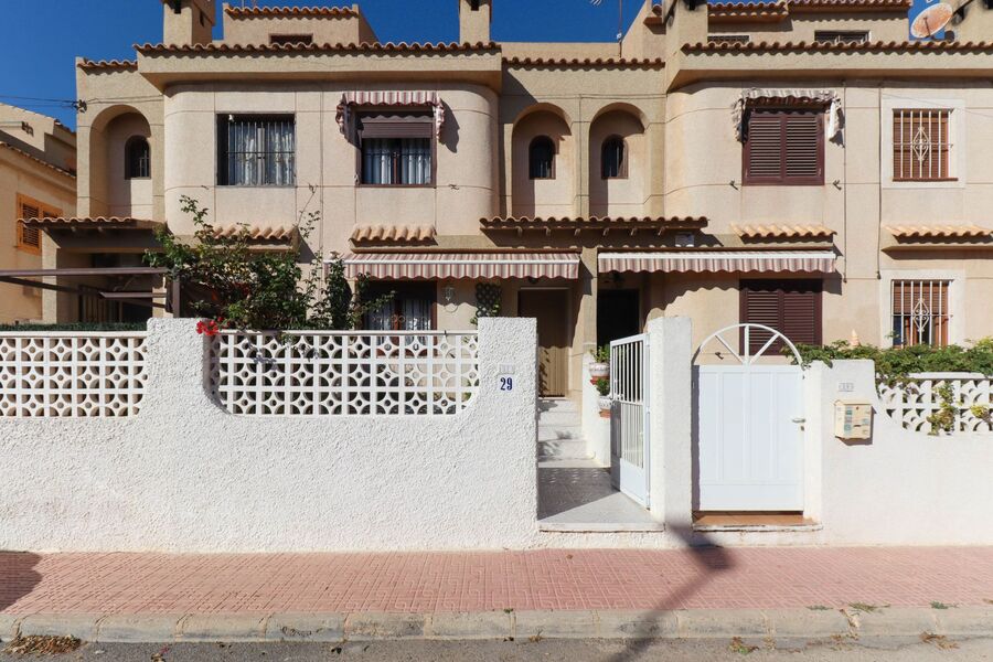 2 Bed, 2 Bath, HouseFor Sale, Torrevieja, Alicante