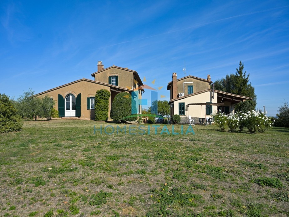 4 Bed, 6 Bath, HouseFor Sale, Castiglione in Teverina, Viterbo, Latium