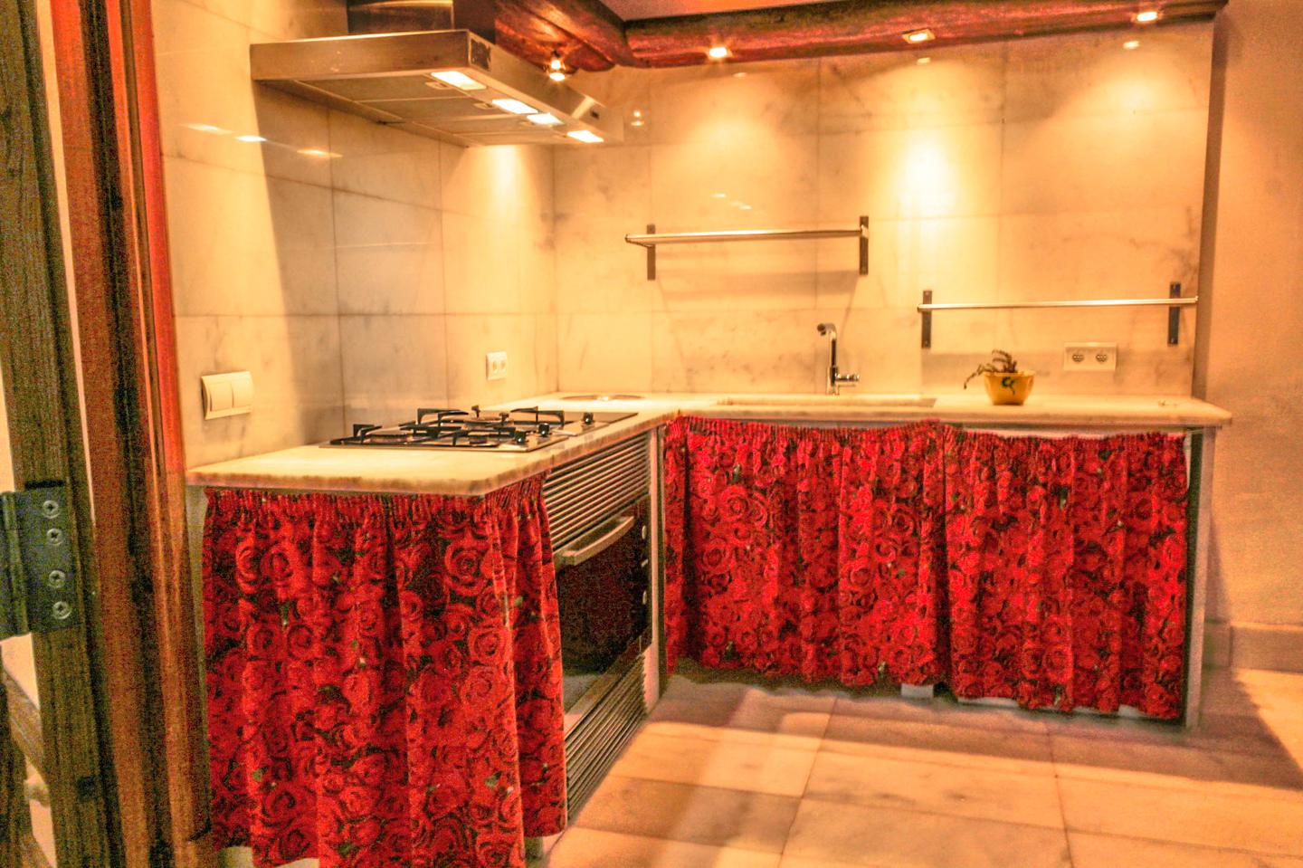 4 Bed, 2 Bath, HouseFor Sale, Felanitx, Illes Balears, 07200