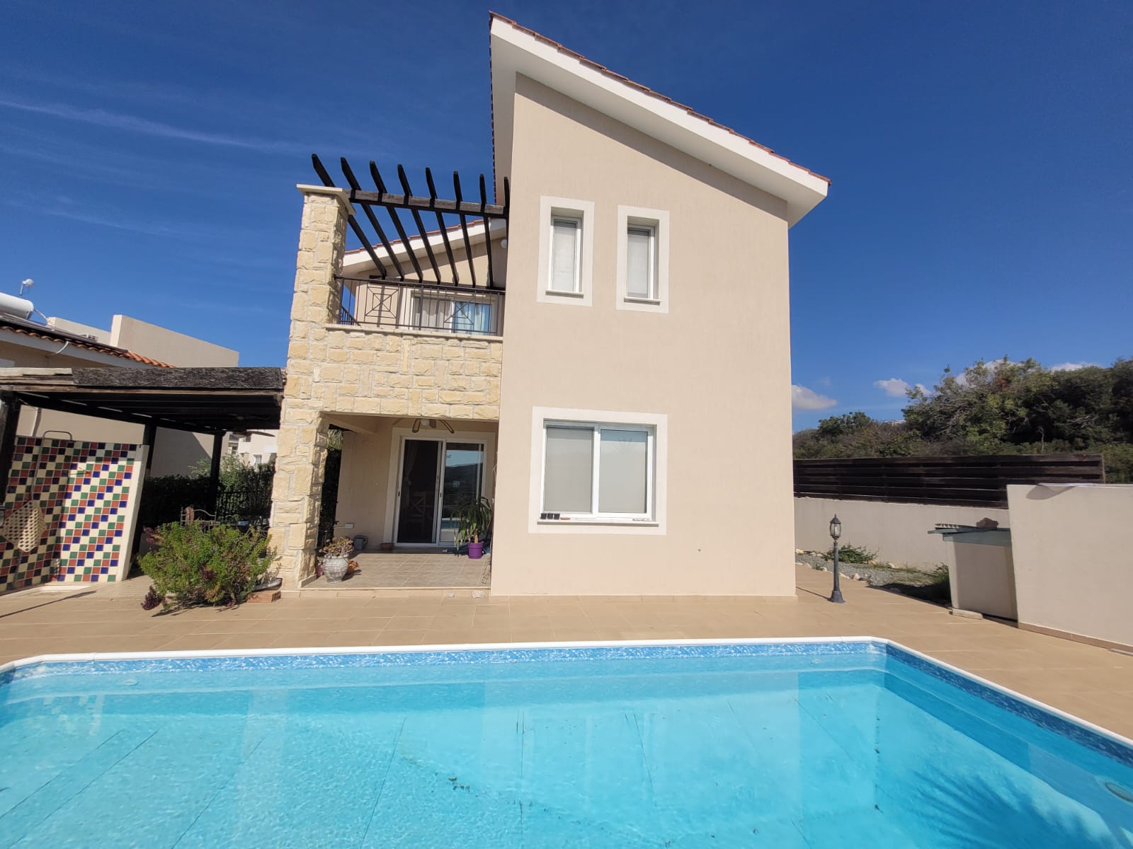 3 Bed, 2 Bath, HouseFor Sale, Paphos, Paphos