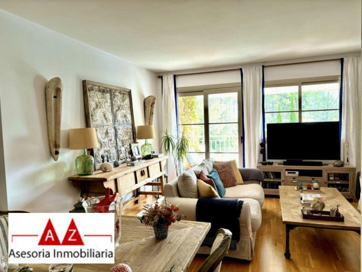 4 Bed, 3 Bath, ApartmentFor Sale, Palma de Mallorca, Islas Baleares