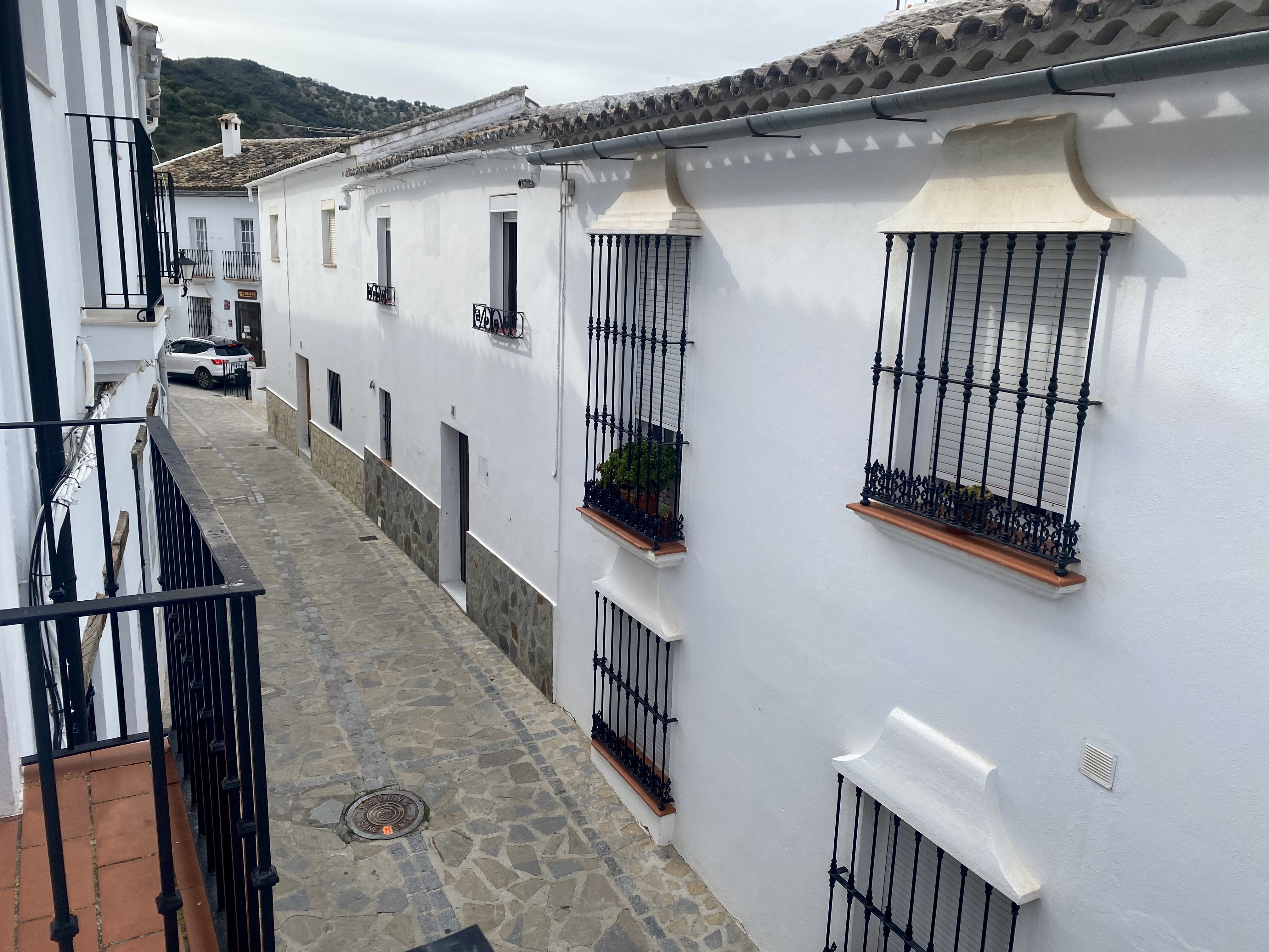 7 Bed, 2 Bath, HouseFor Sale, Zahara de La Sierra, Andalucia