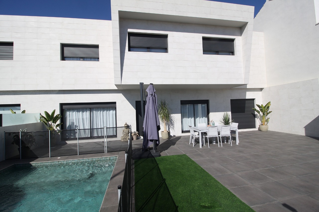 4 Bed, 2 Bath, HouseFor Sale, San Pedro Del Pinatar, Murcia