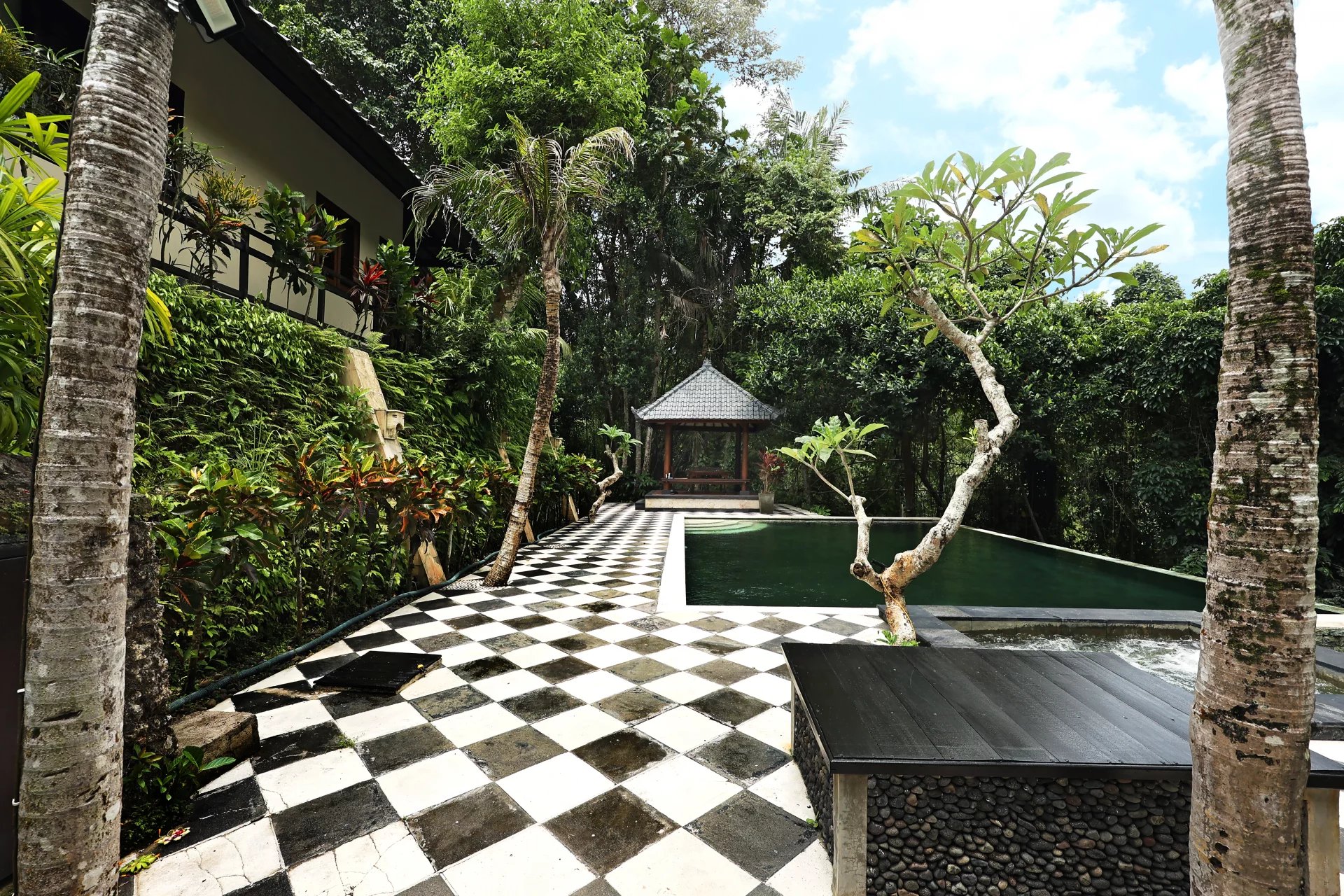 4 Bed, 4 Bath, HouseFor Sale, Tabanan, Bali