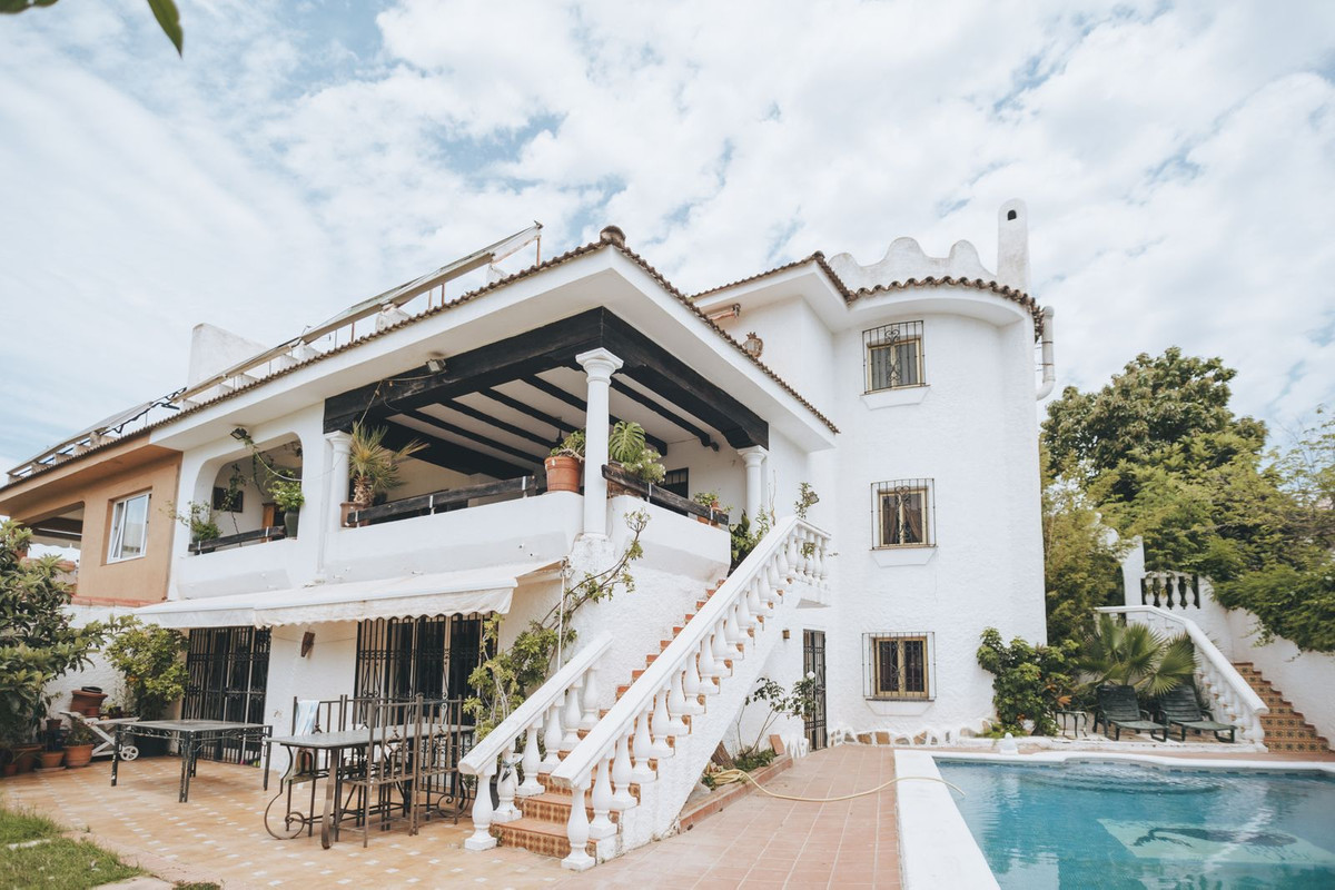 8 Bed, 7 Bath, HouseFor Sale, Marbella, Malaga