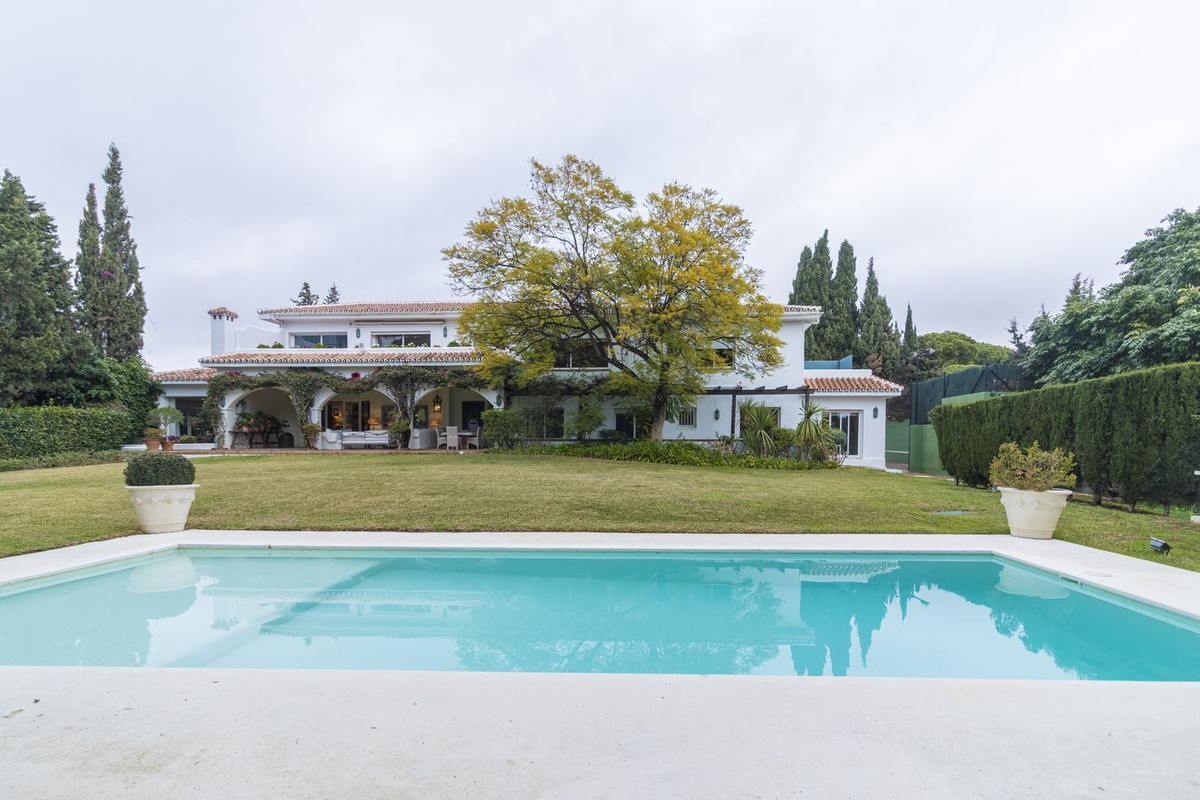 8 Bed, 7 Bath, HouseFor Sale, Calahonda, Malaga