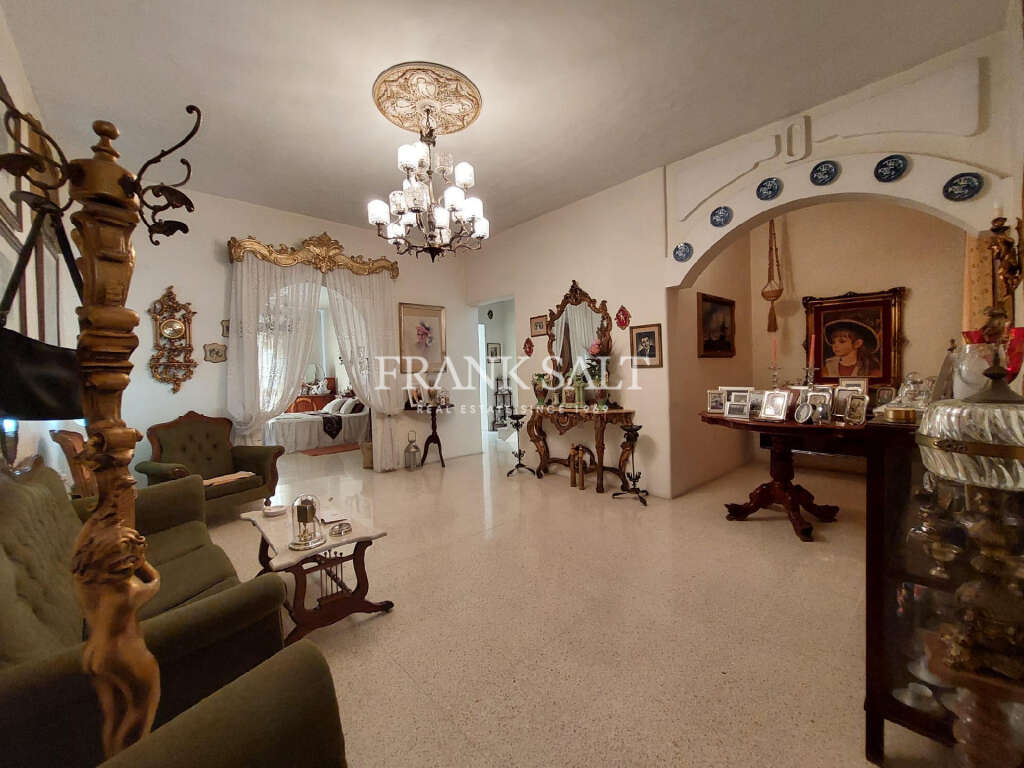 HouseFor Sale, Qormi, Malta