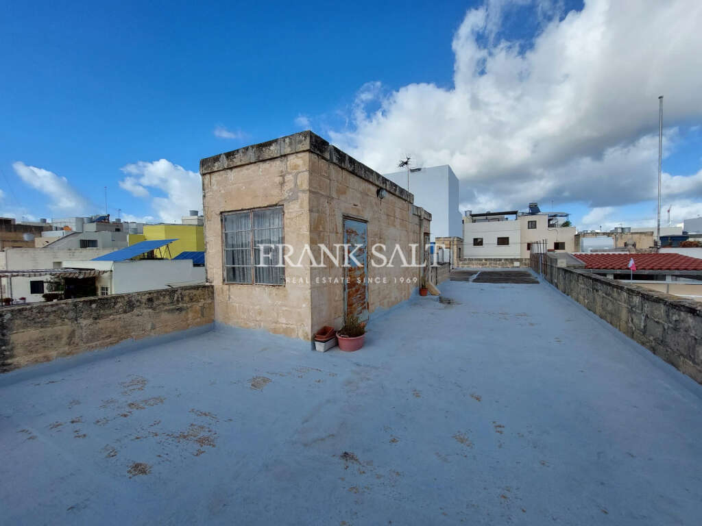 HouseFor Sale, Qormi, Malta