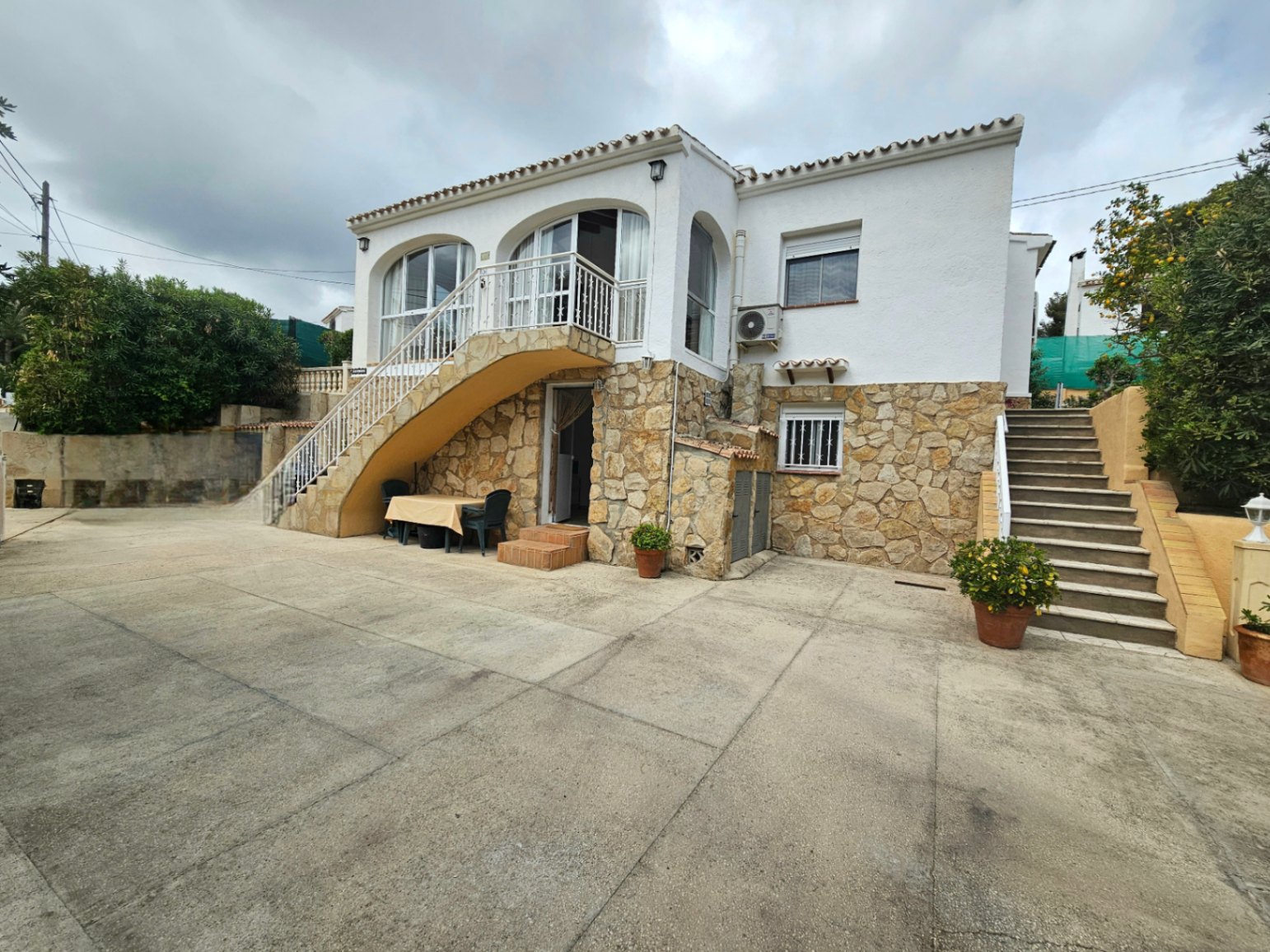 5 Bed, 4 Bath, HouseFor Sale, Javea, Alicante