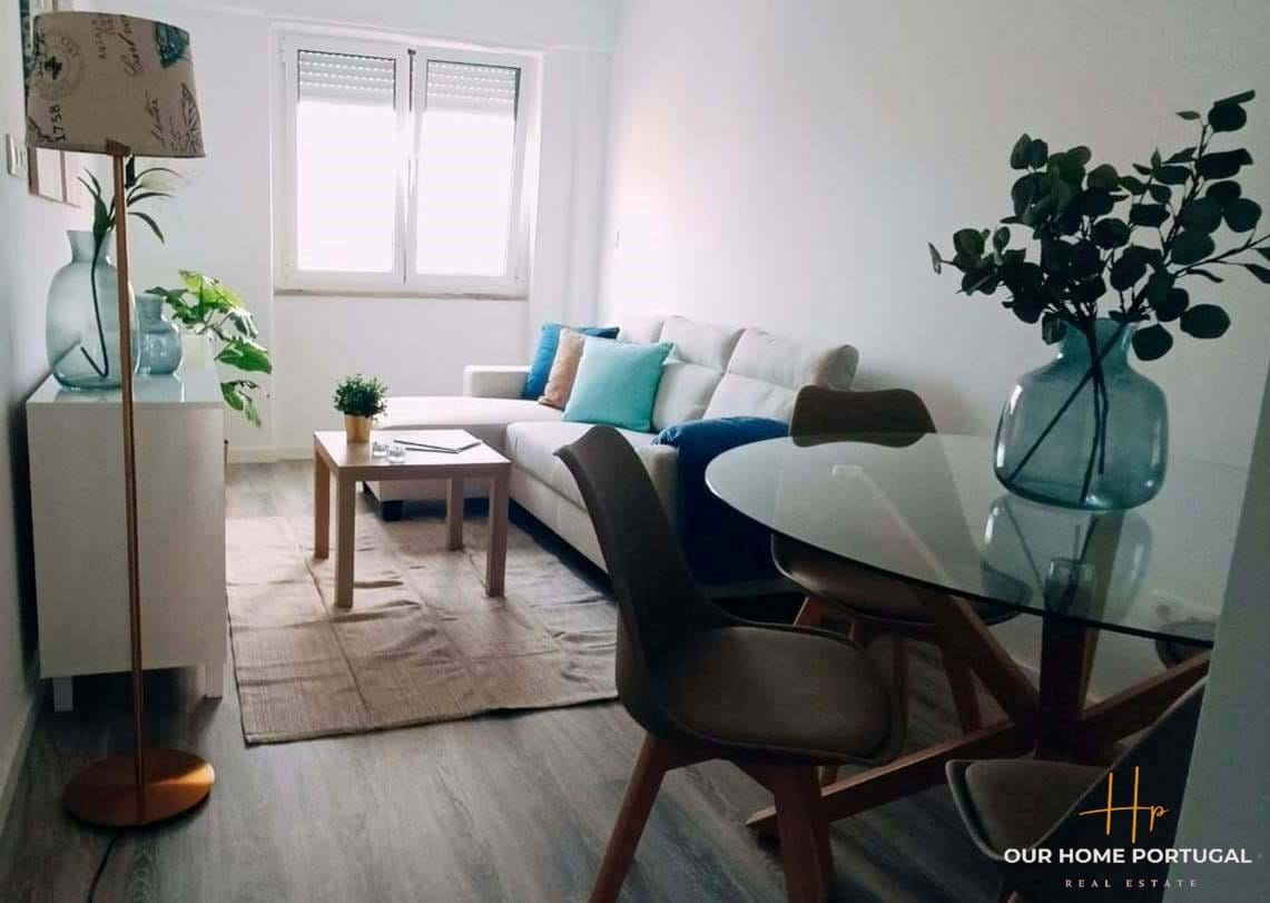 2 Bed, 2 Bath, ApartmentFor Sale, Lisboa, Lisboa, 1600-000