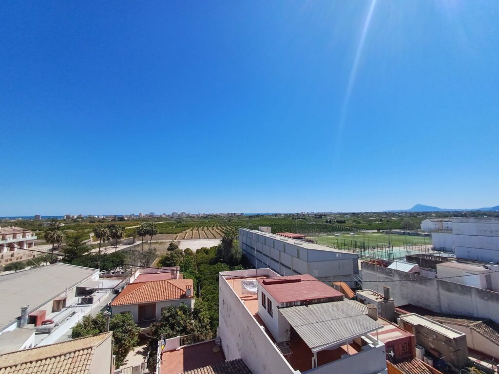 4 Bed, 1 Bath, ApartmentFor Sale, Piles, Valencia, 46712