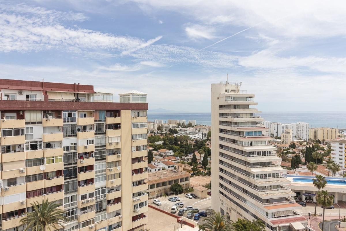 1 Bed, 1 Bath, ApartmentFor Sale, Benalmadena Costa, Malaga