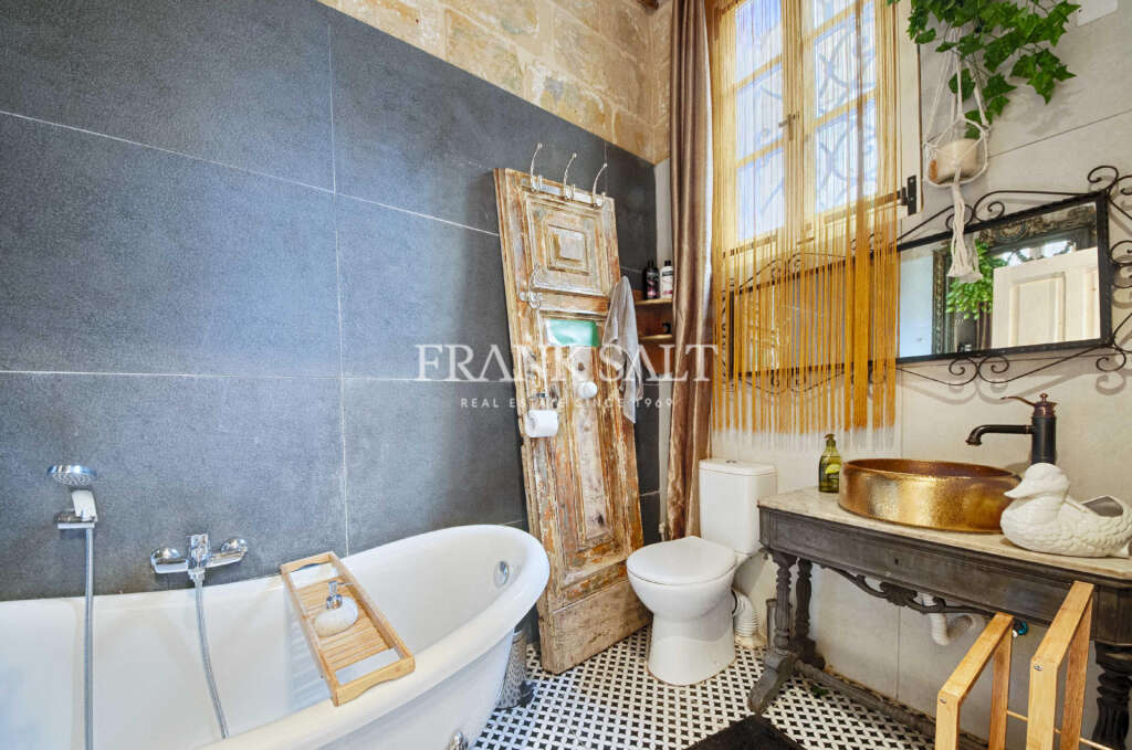 3 Bed, HouseFor Sale, Cospicua, Malta