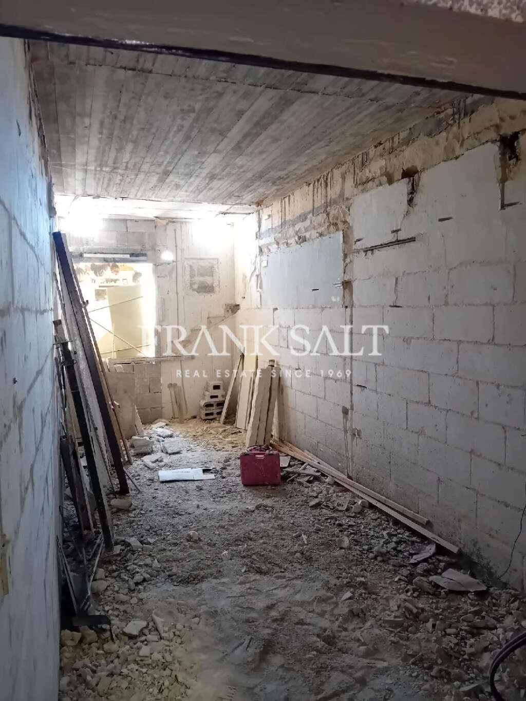 Commercial Property, For Sale