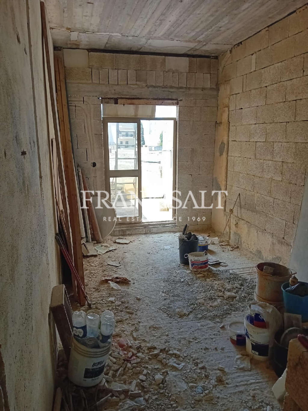 Commercial Property, For Sale