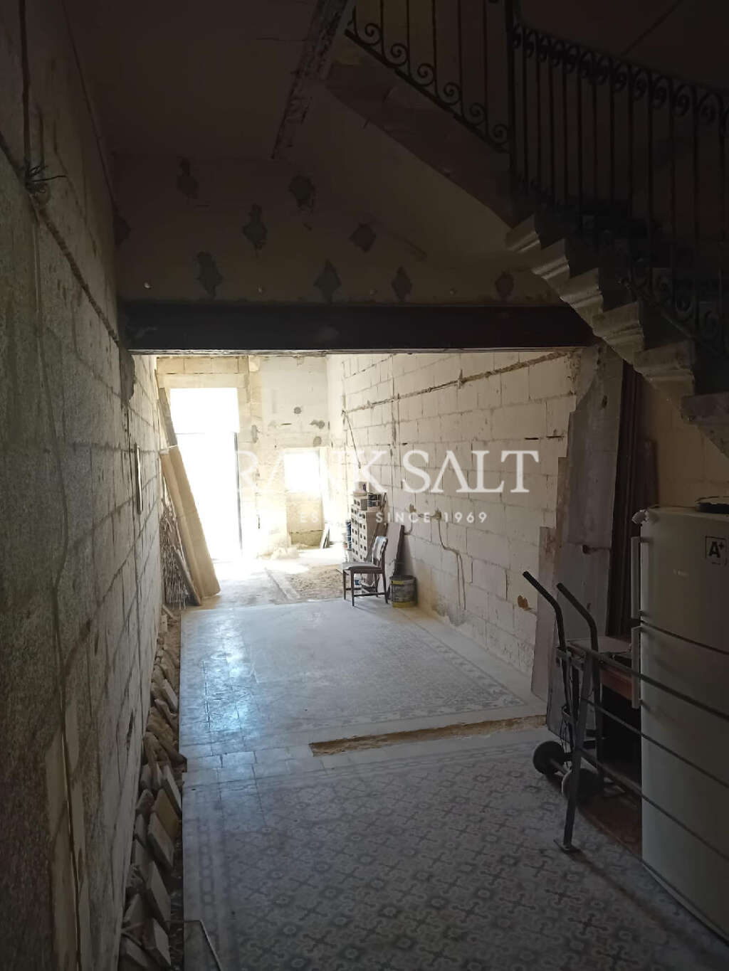 Commercial Property, For Sale