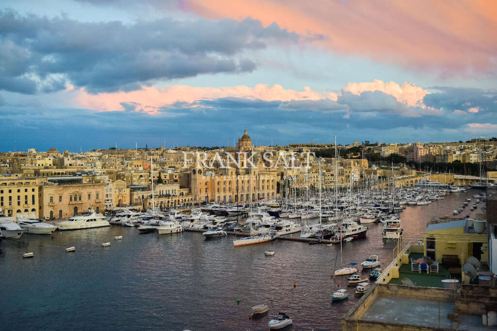 2 Bed, ApartmentFor Sale, Senglea, Malta