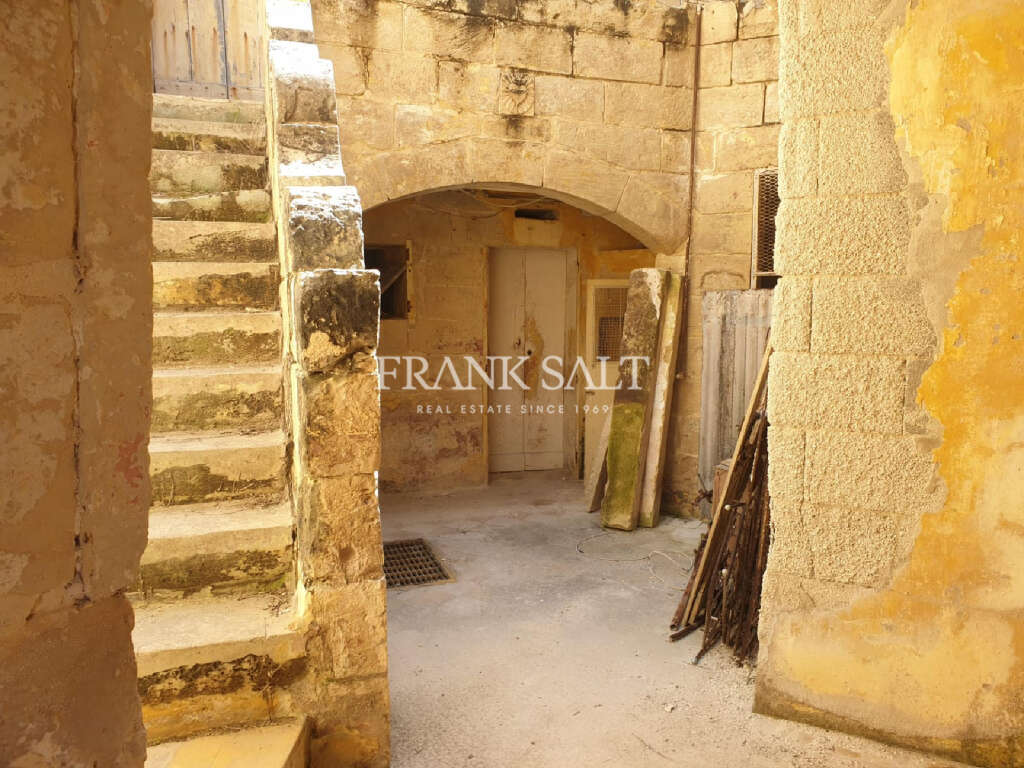 6 Bed, HouseFor Sale, Rabat, Malta