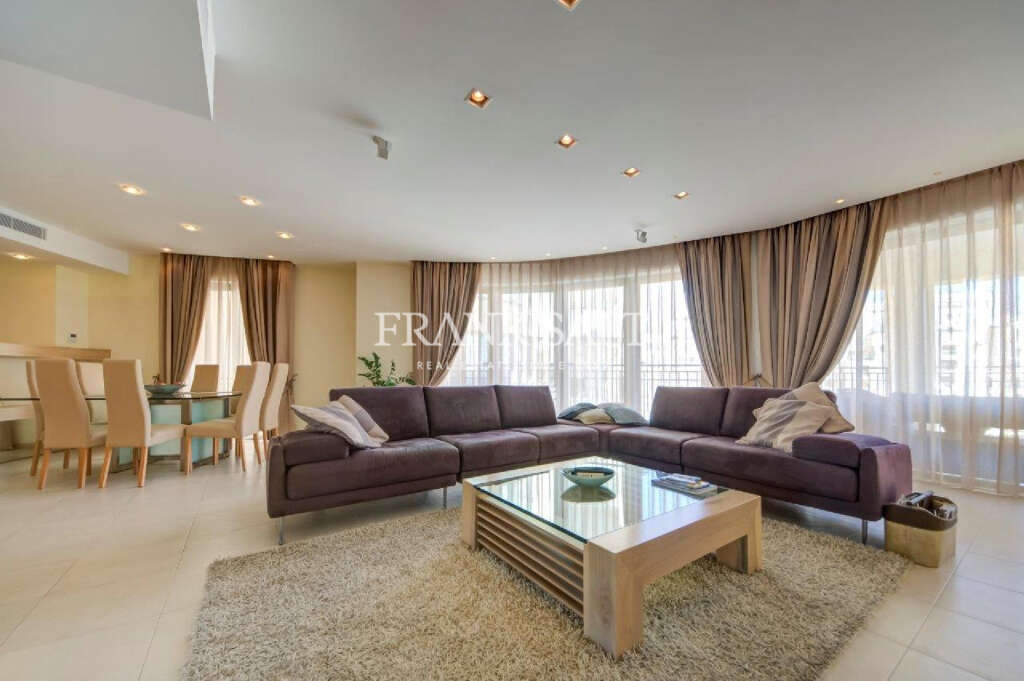 4 Bed, ApartmentFor Sale, Portomaso, Malta