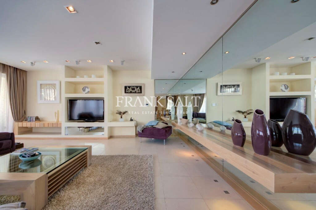 4 Bed, ApartmentFor Sale, Portomaso, Malta