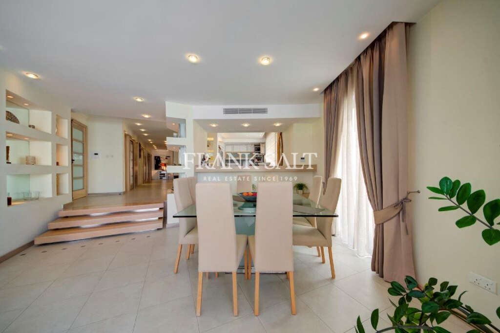 4 Bed, ApartmentFor Sale, Portomaso, Malta