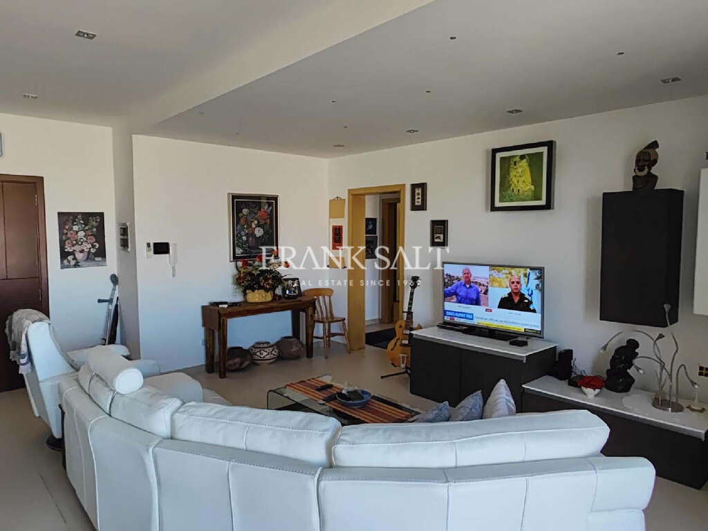 2 Bed, ApartmentFor Sale, Kalkara, Malta