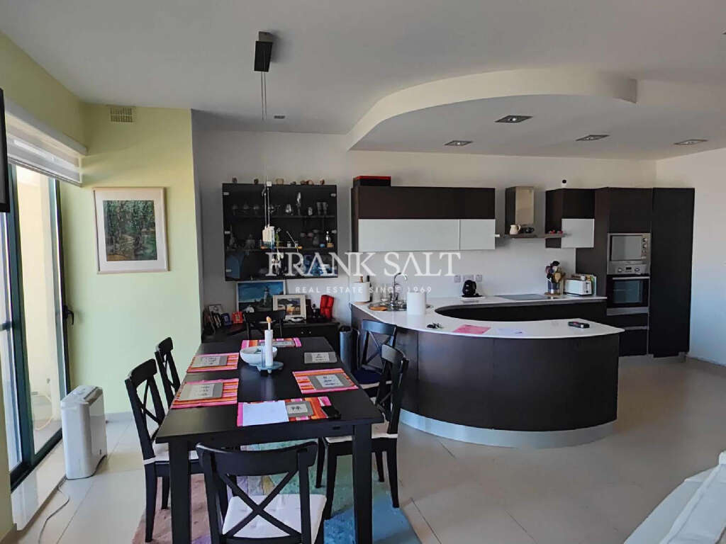 2 Bed, ApartmentFor Sale, Kalkara, Malta