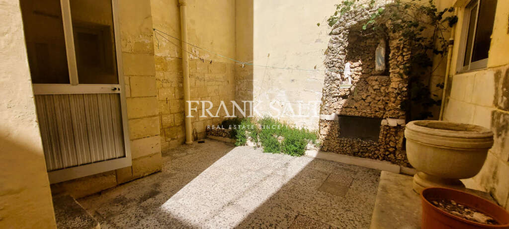 5 Bed, HouseFor Sale, Qormi, Malta