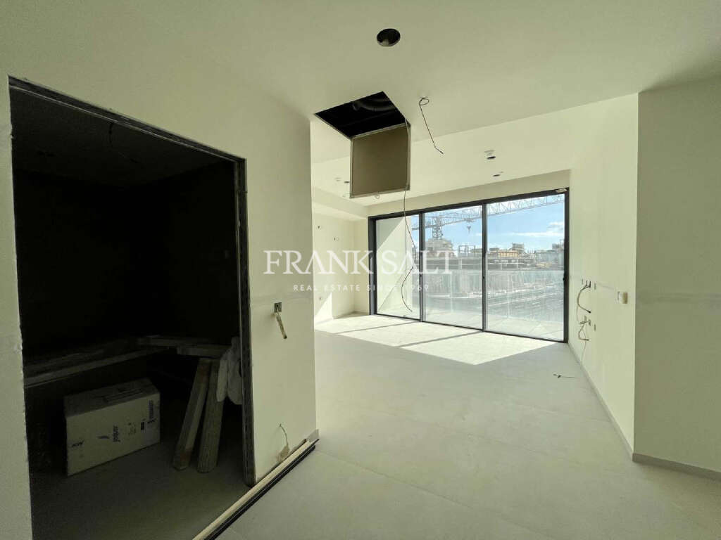 1 Bed, ApartmentFor Sale, Mercury Towers, Malta