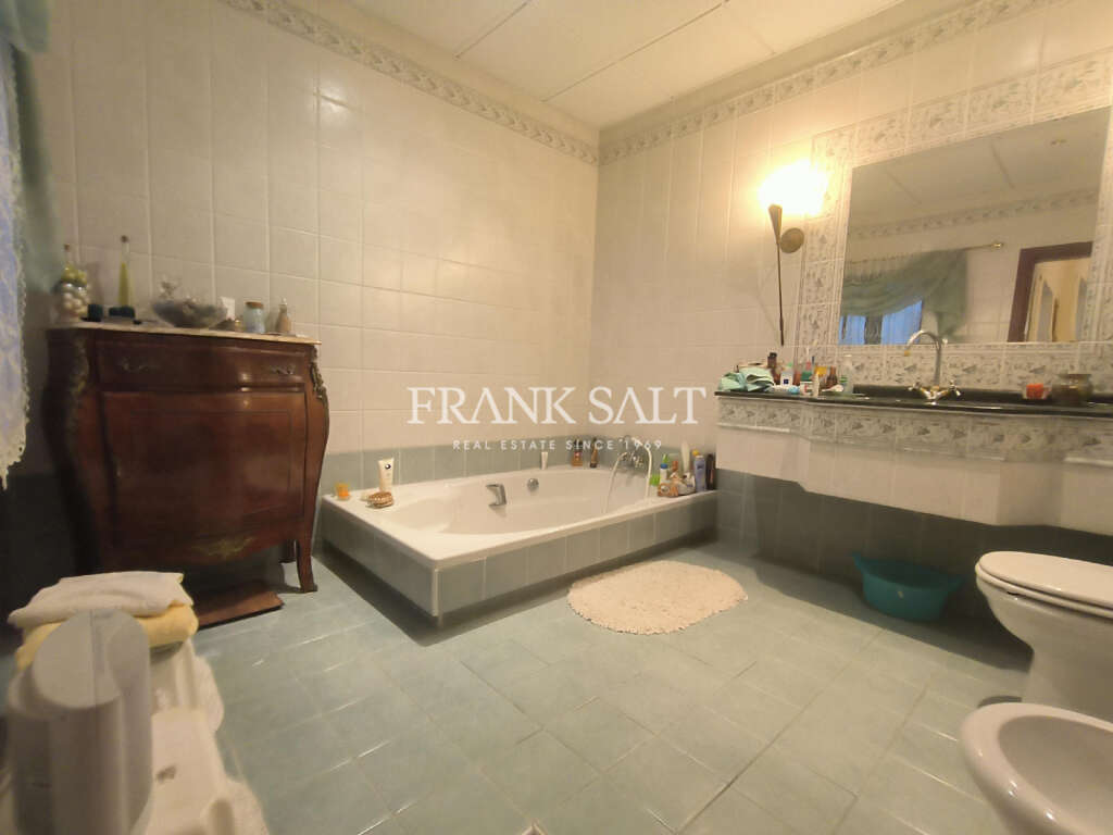 3 Bed, ApartmentFor Sale, St Pauls Bay, Malta