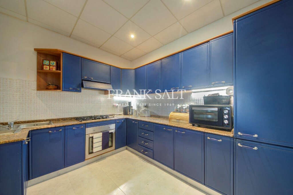 3 Bed, ApartmentFor Sale, Qawra, Malta