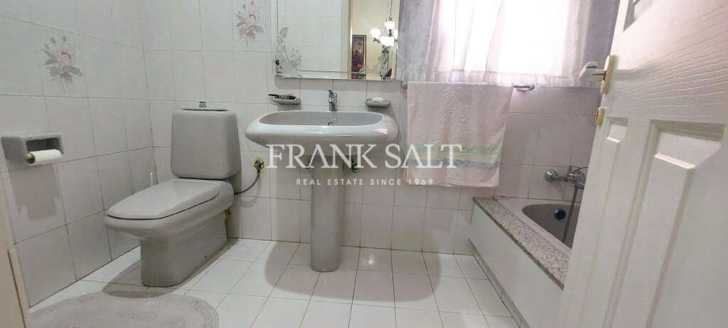 2 Bed, ApartmentFor Sale, Zebbiegh, Malta