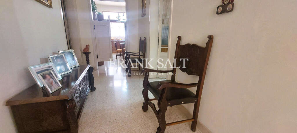 HouseFor Sale, Zebbiegh, Malta