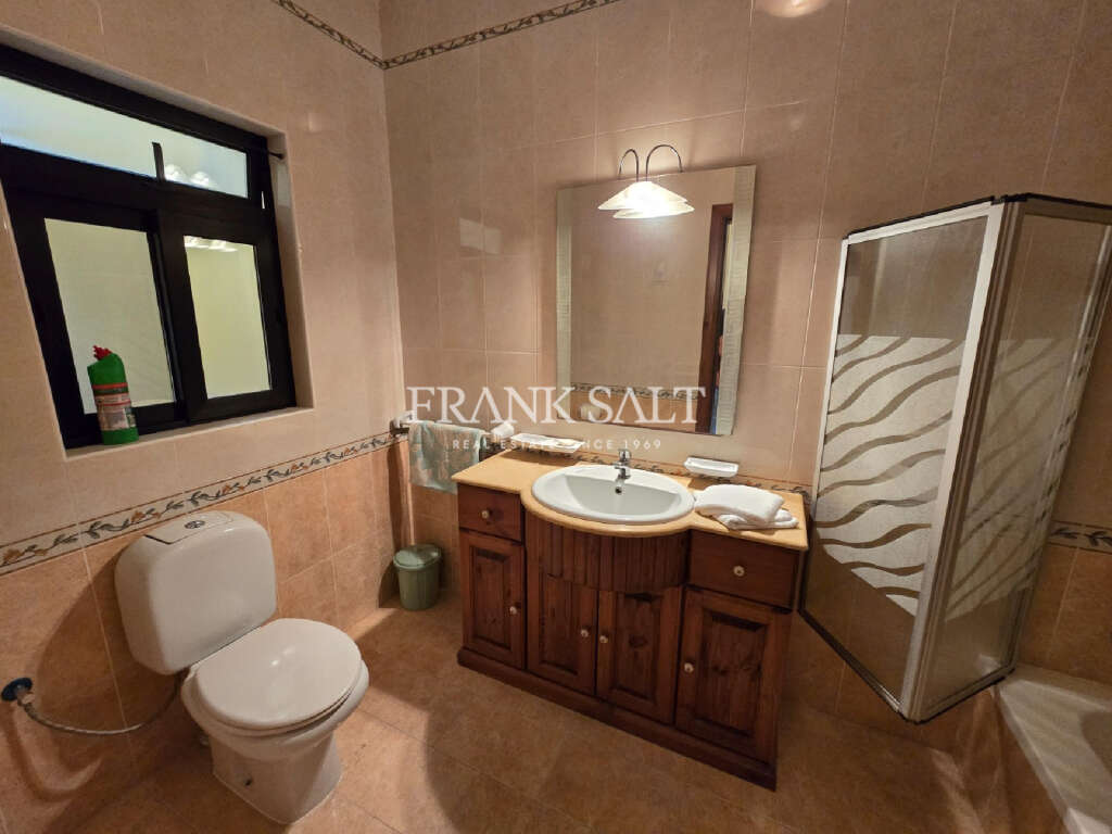 3 Bed, ApartmentFor Sale, Qawra, Malta