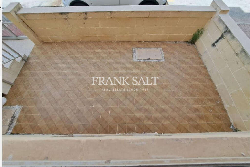 2 Bed, ApartmentFor Sale, Qawra, Malta