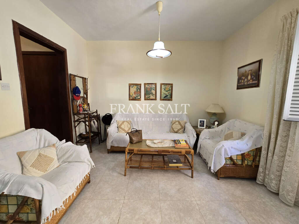 2 Bed, ApartmentFor Sale, Qawra, Malta